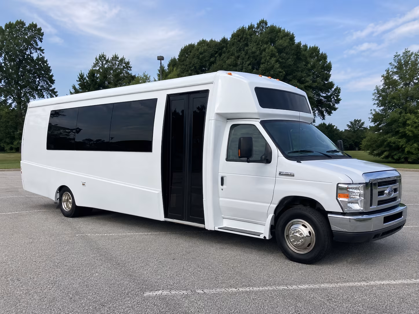 pasco 18 passenger party bus