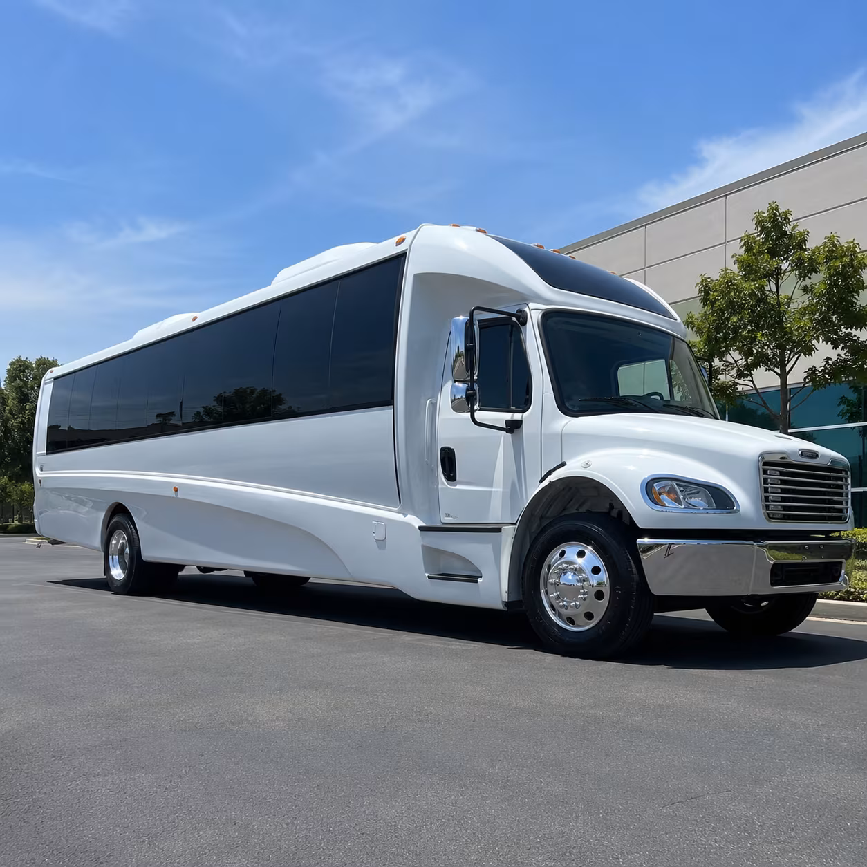 pasco 25 passenger minibus