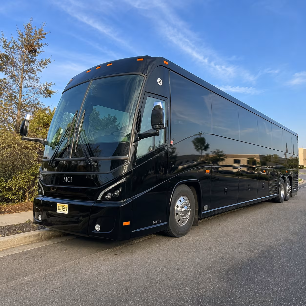 shuttle buses between psc and tri cities hotels