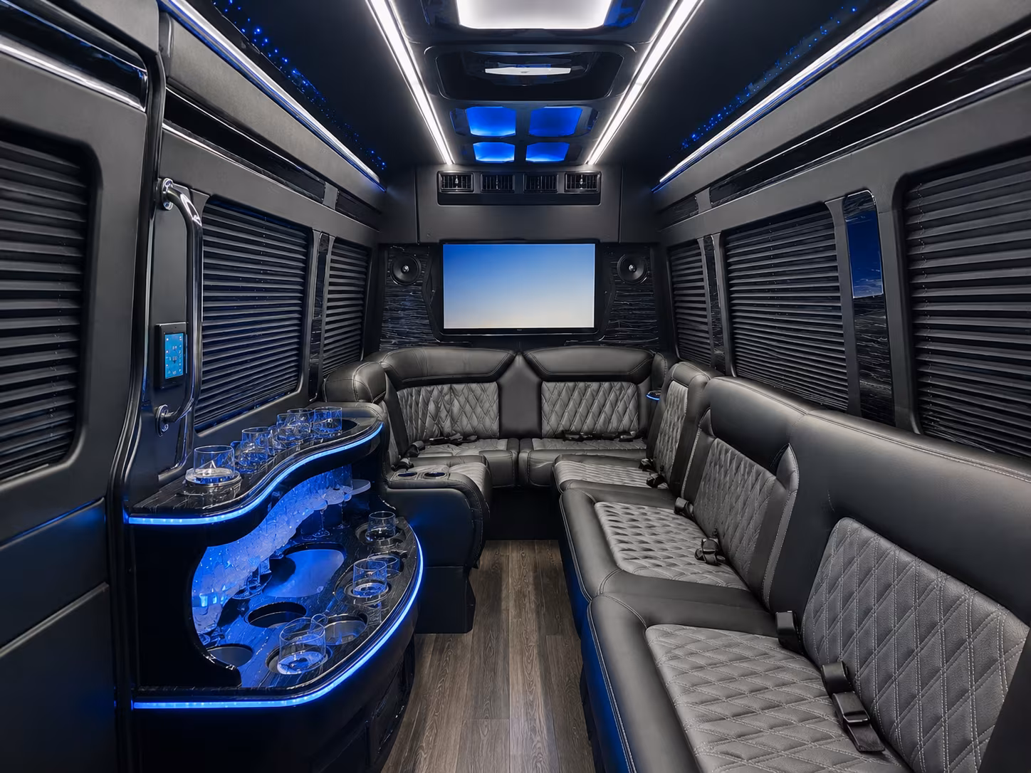 shuttle buses for agricultural industry events and site tours in pasco