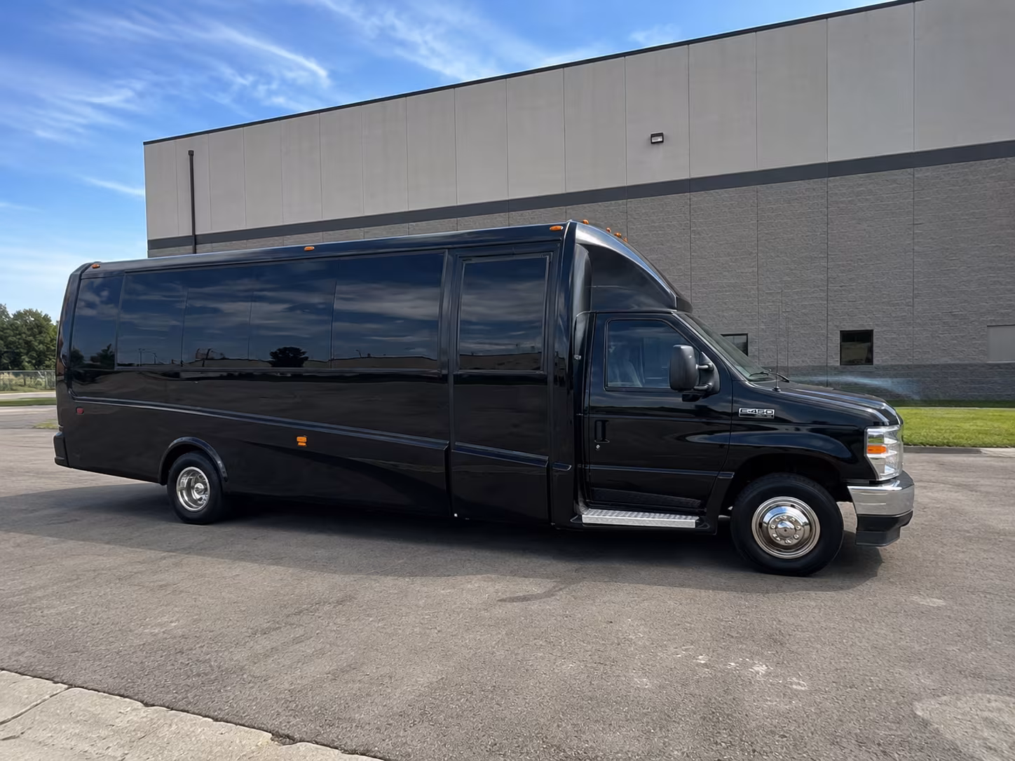shuttle buses for groups traveling to gorge amphitheatre shows